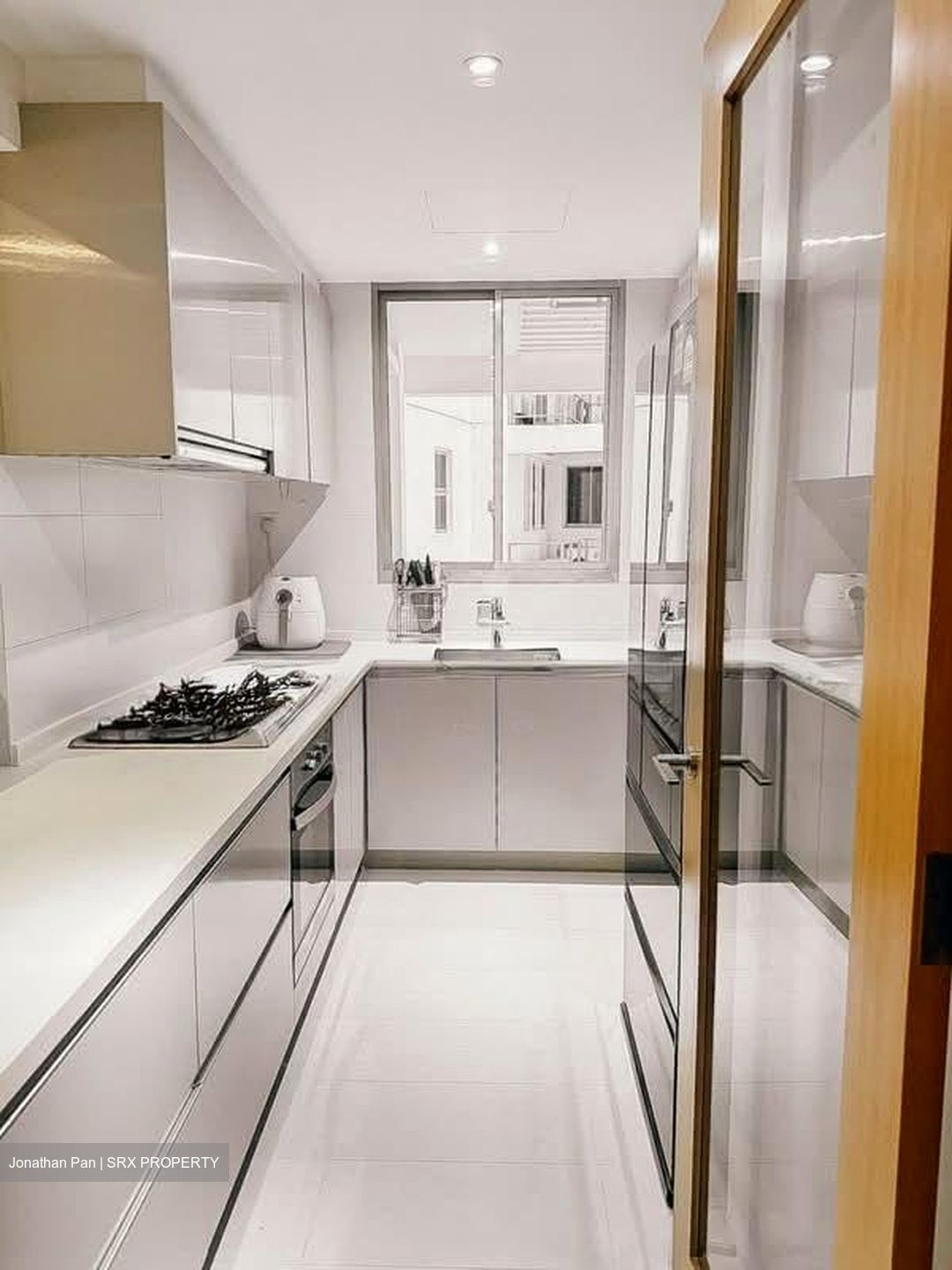 Prive (D19), Condominium #531068041